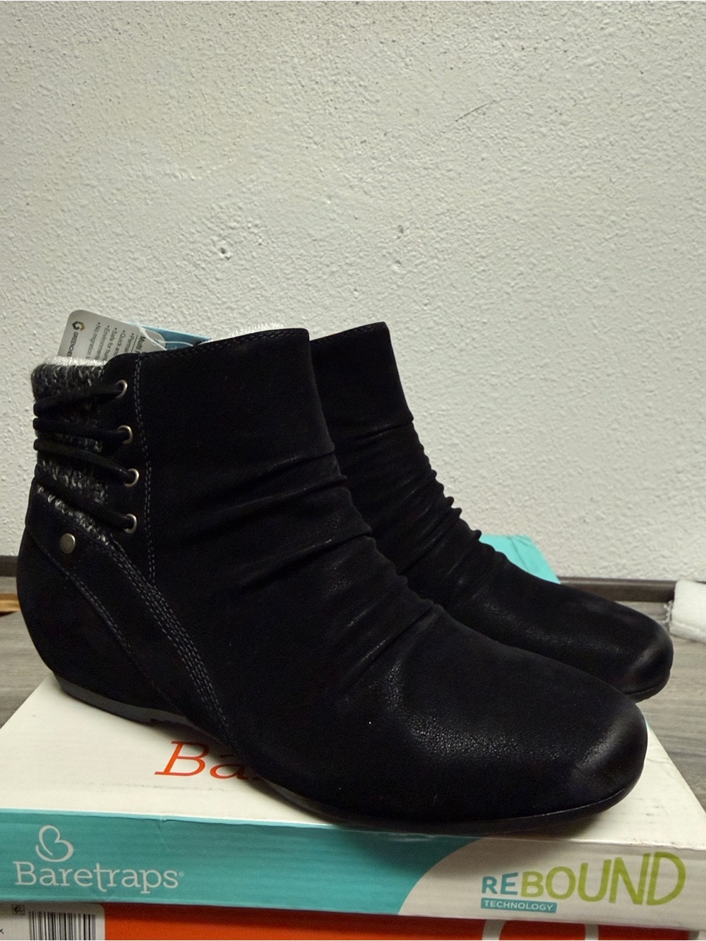 Bare Traps Women's Black Wedge Ankle Boots
